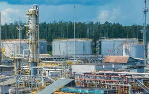 Расстояние от Украины до НПЗ в Марий Эл составляет около 1000 км