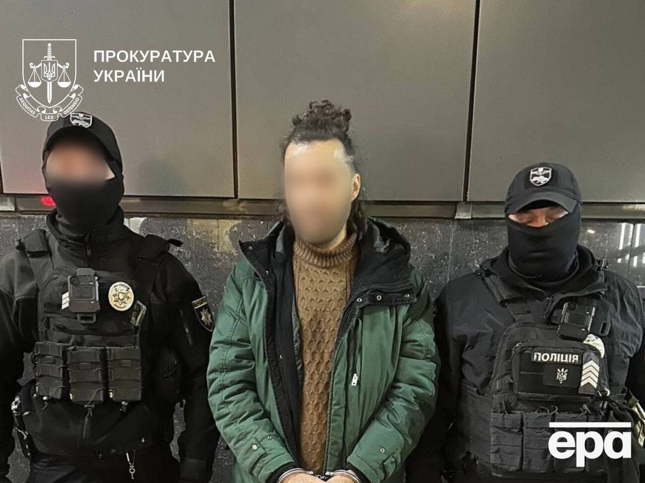 Его действия дополнительно квалифицировали по ч. 3 ст. 135 УК Украины, а именно – оставление лица в опасности, говорится в сообщении