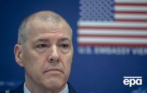 Бюссьер уходит в отставку