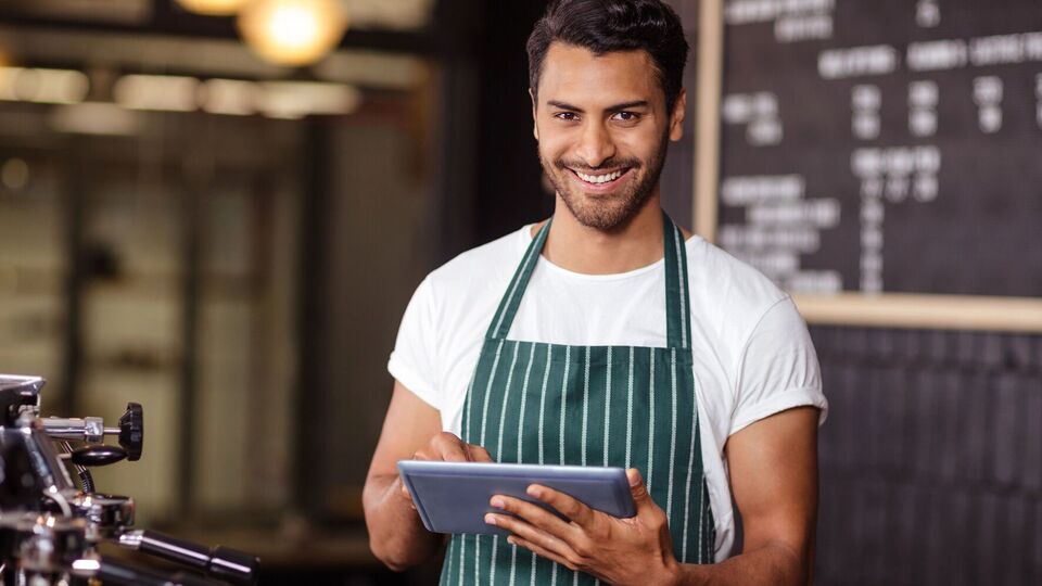 Невероятная история о канадском официанте растрогала сеть