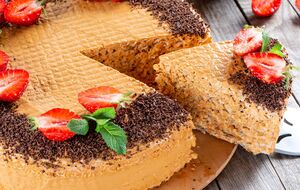 Для начинки понадобится 140 г кукурузных палочек