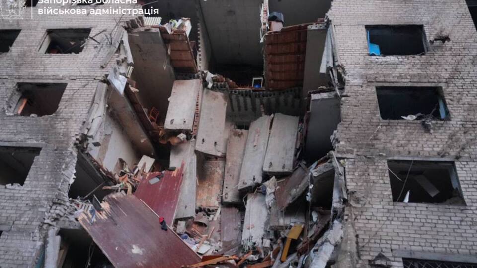 По Запорожью российские войска нанесли удар, применив не менее 20 дронов и восемь ракет