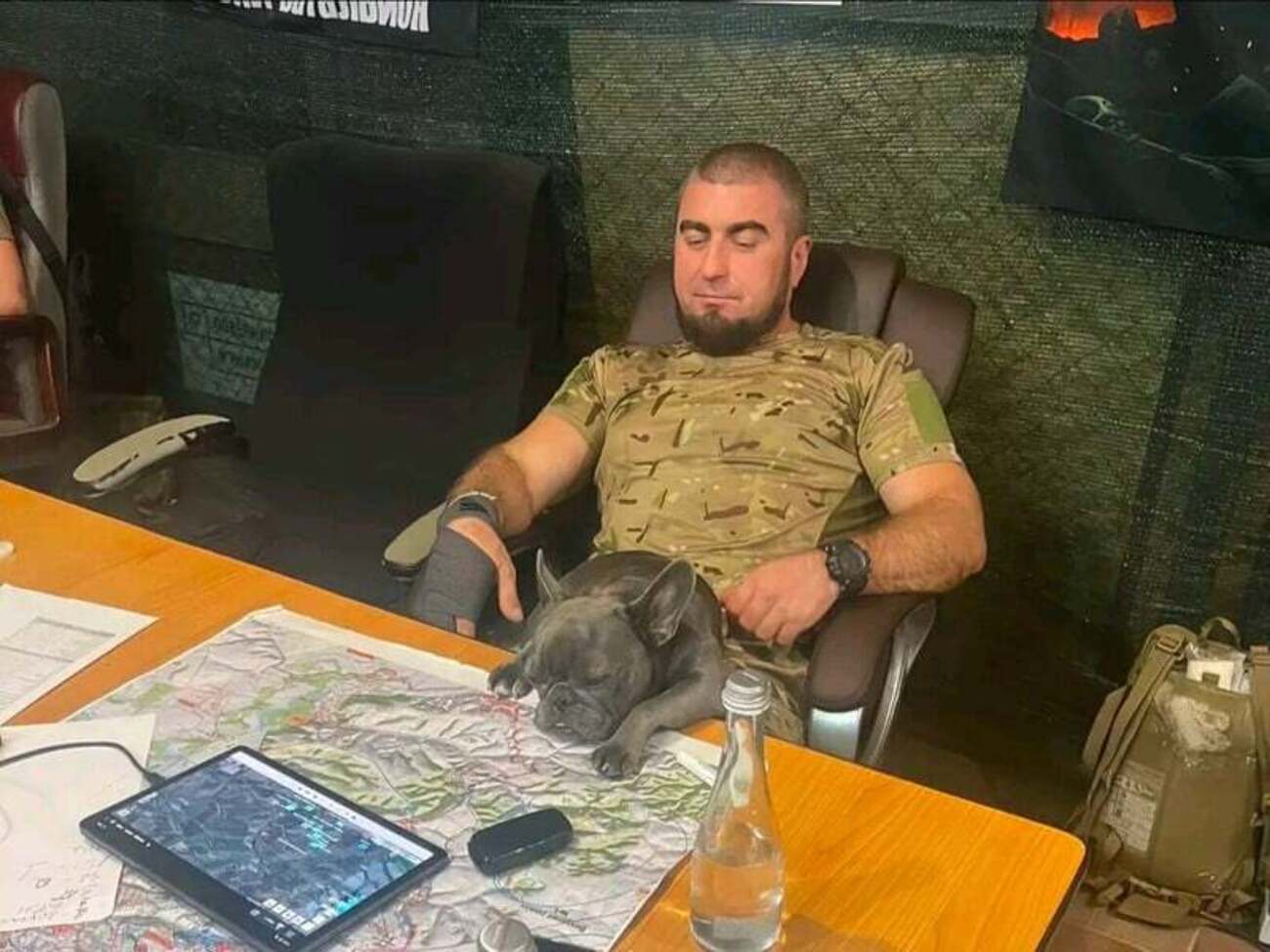 Сам Манько утверждает, что это не военные карты