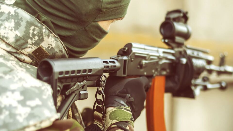 Согласно Стратегии развития патриотического воспитания в стране-агрессоре РФ, не менее 10% новобранцев должны поступать в ряды вооруженных сил именно из "Юнармии"