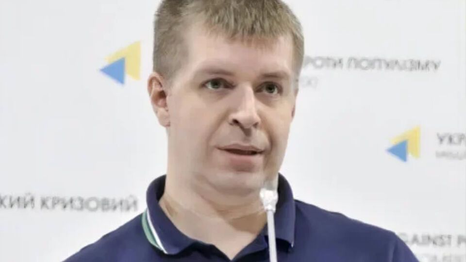 Эксперт отмечает, что дистанция между пораженными объектами – всего 10 км, что означает, что на этом участке российская ПВО фактически нейтрализована