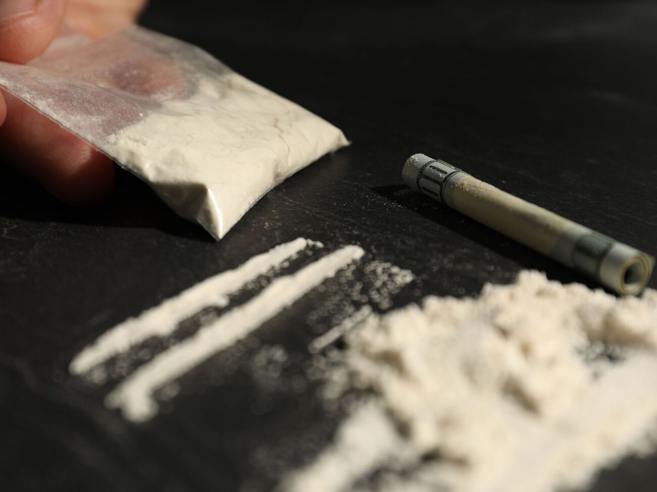 Кокаин из Гондураса реализовывали через тайники в Киеве и области, а также через почтовые сервисы, сообщили в ОГП