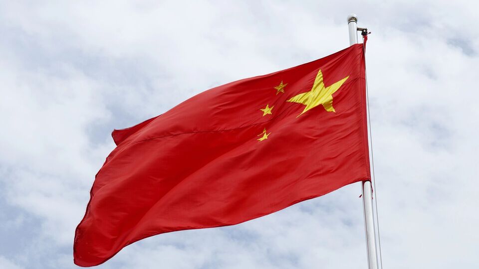 Китай стал "главным внешним поставщиком" РФ, отметила WSJ