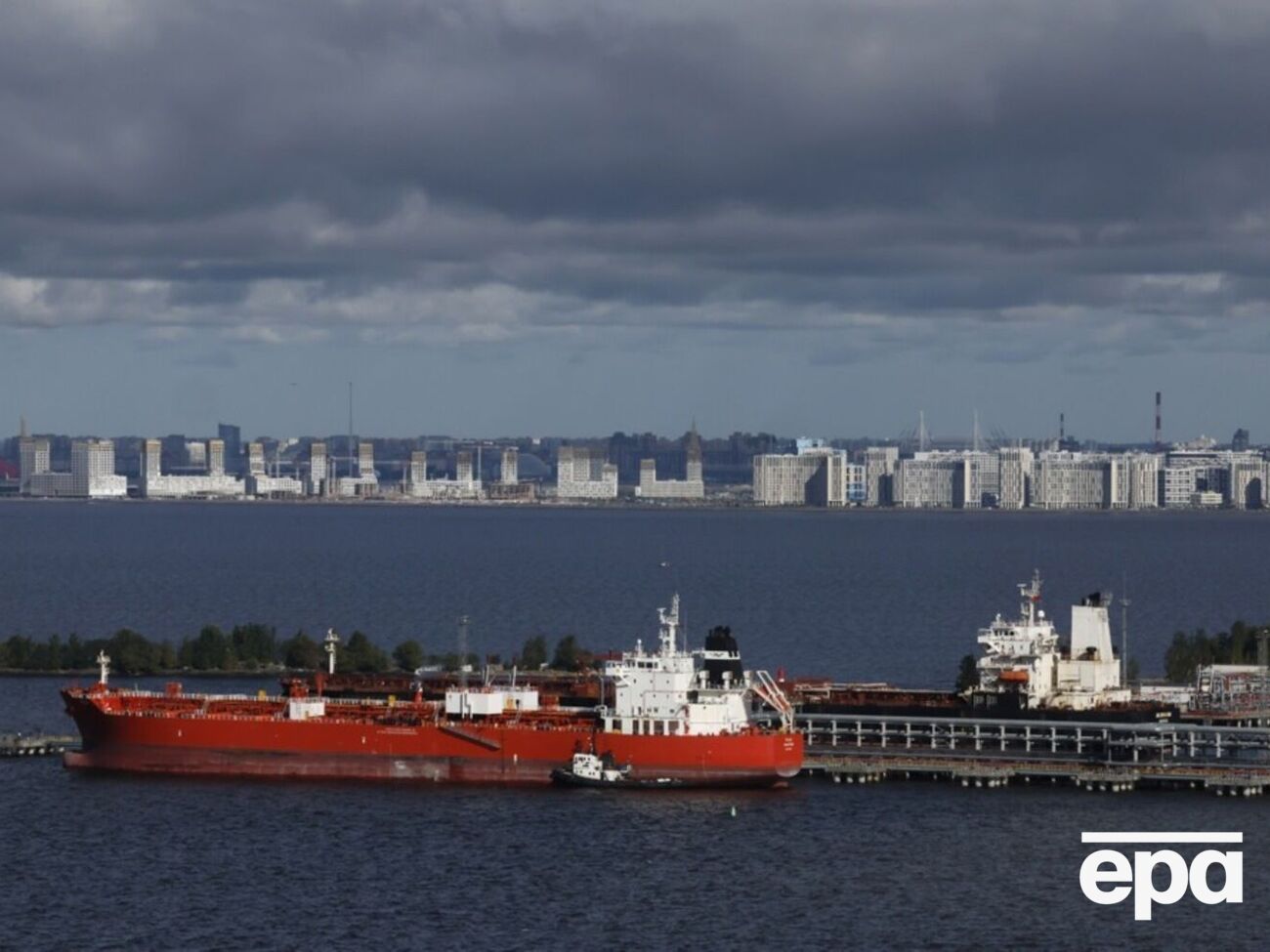 Экспорт мазута из РФ упал на 10%, а поставки нефти сократились на 3%