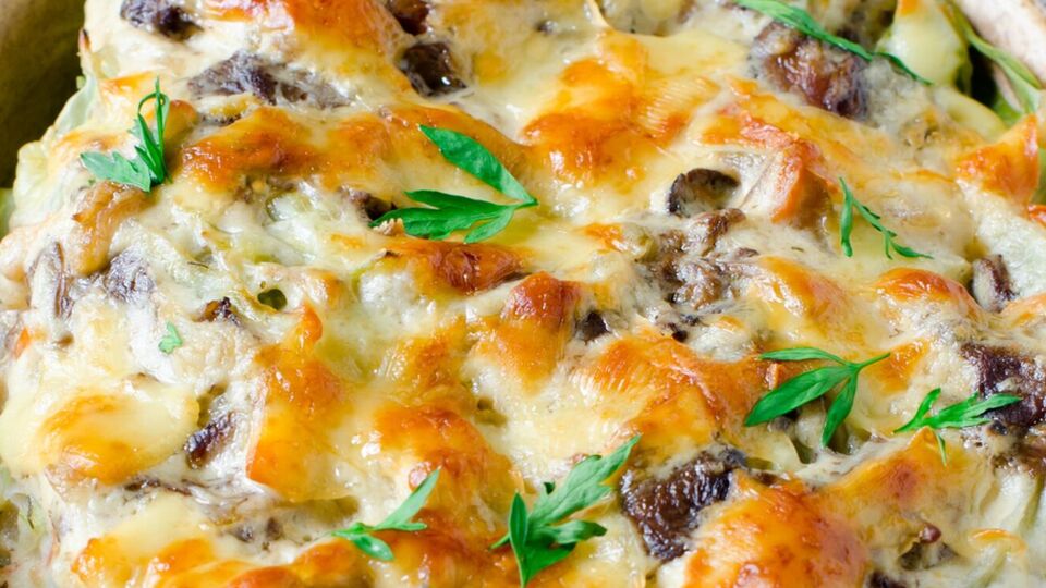 Для страви знадобиться три яйця