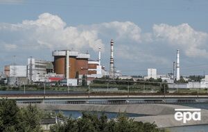 Команды МАГАТЭ на Пивденноукраинской АЭС и Хмельницкой АЭС сообщили, что каждая из станций потеряла доступ к одной из своих внешних ЛЭП из-за удара РФ