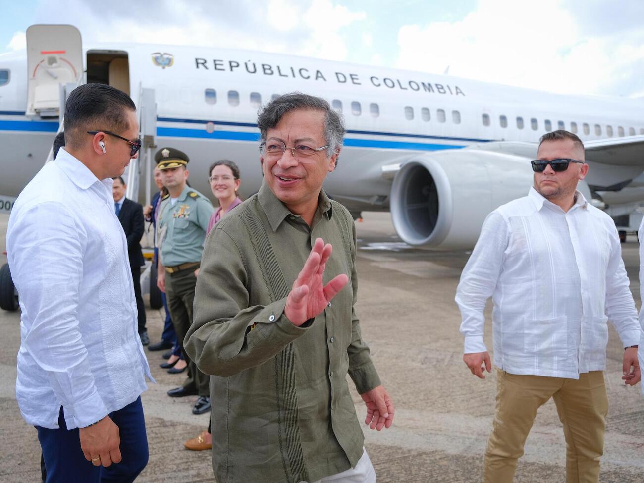 Заправочные компании опасались нарушить санкции США против Петро, отметили СМИ