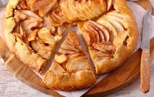 Пиріг має соковиту начинку