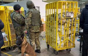 Предварительно установили, что мужчина изготовил сувениры из боеприпасов, отмечает полиция