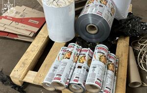 Слідчі вилучили понад 15 тис. упаковок приправ та інших продуктів із підробленим маркуванням