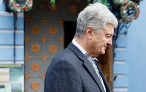 Порошенко поздравил Санду на следующий день после выборов