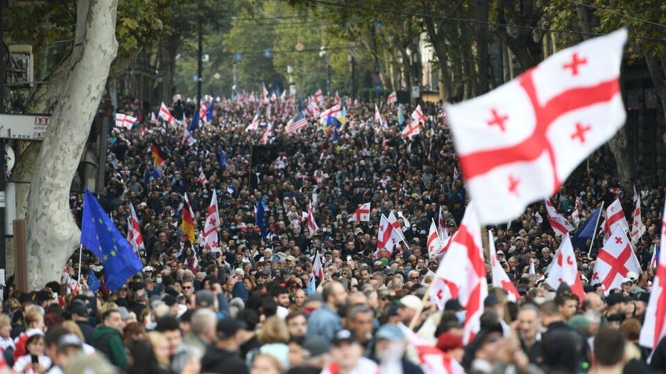 В Грузии на фоне выборов в местные органы власти проходят протесты