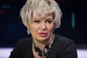 Максакова: Разве что нескольким старцам-упырям еще не понятно, с какой скоростью они с обрыва в бездну пропасти несутся