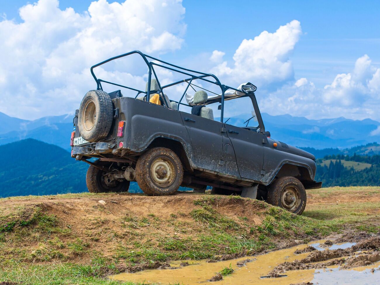 Чоловік, який зробив джиперам зауваження, дістав удар у голову й додаткові погрози