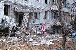 В ОВА уточнили, что восемь многоэтажек, восемь частных домов и нежилые здания пострадали в результате ночной атаки на Запорожье в ночь на 5 октября 2025 года