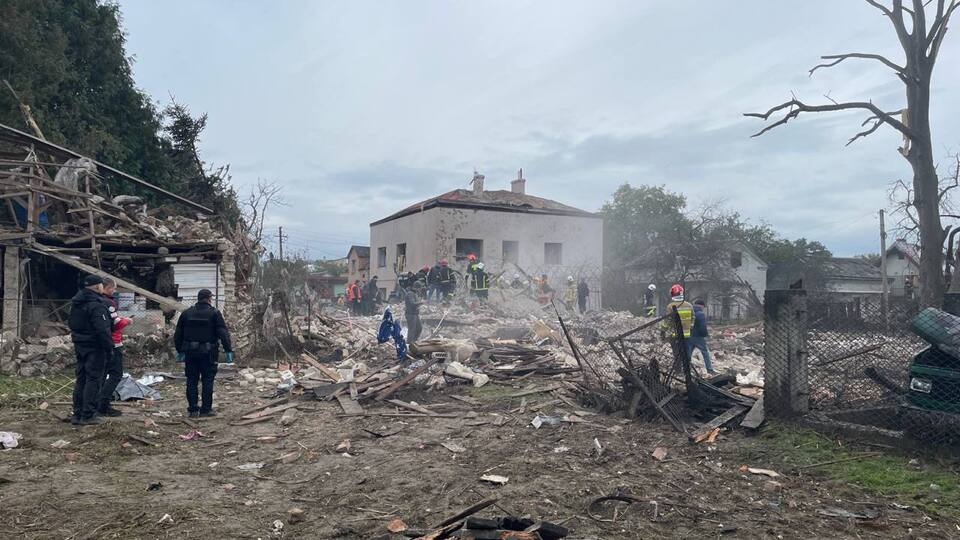 Садовий уточнив, що тіла людей виявили в селищі Лапаївка