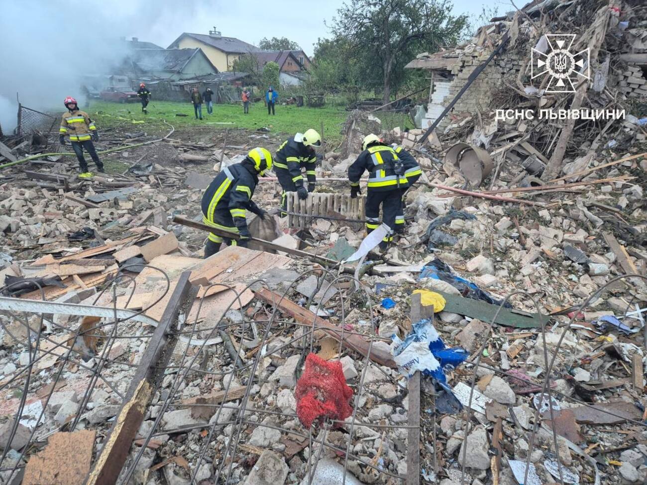 По словам Зеленского, россияне били крылатыми ракетами, Shahed и "Кинжалами"