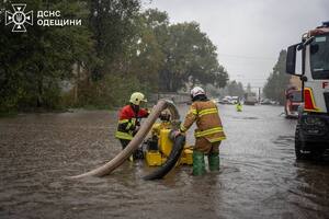 Гідрометцентр наголосив, що в попередні десятиріччя в Одесі було всього два-три випадки злив за декаду