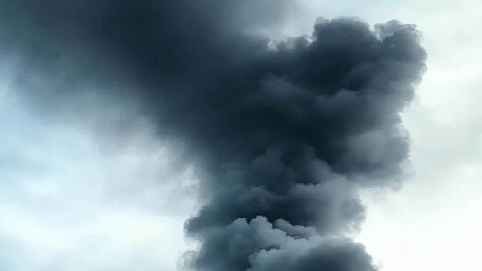 В результате атаки зафиксированы попадание и разрушения, говорится в сообщении