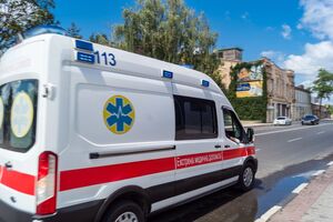 Унаслідок обстрілу постраждало щонайменше троє людей