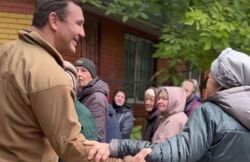 "Этот дедушка только что приобрел новую кравчучку, а его никто не поздравил", – написали пользователи про Тищенко
