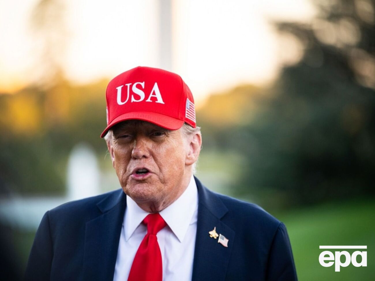 Трамп часто на публичных мероприятиях начинает танцевать, когда играет музыка