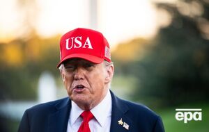 Трамп часто на публичных мероприятиях начинает танцевать, когда играет музыка