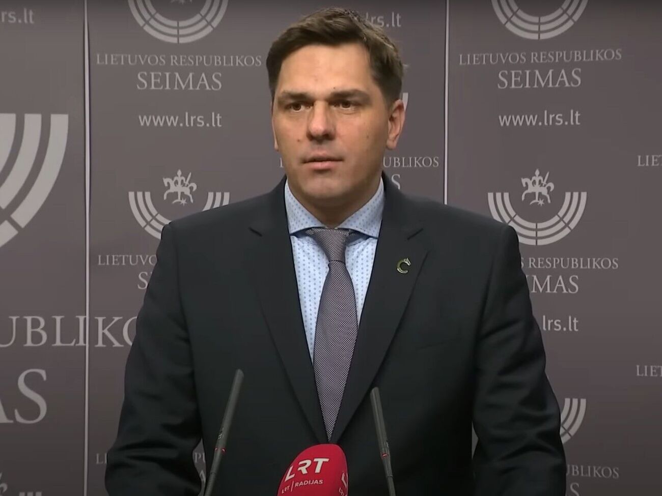 Адомавичюс 3 октября назвал провокационным вопрос журналиста, чей Крым, и ушел от ответа на него