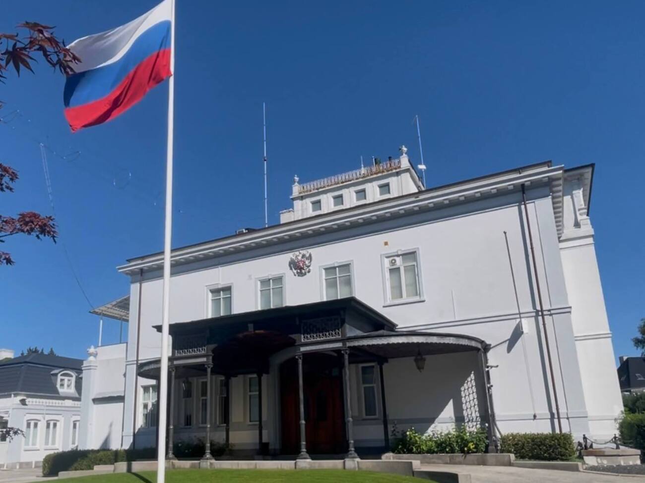 Дипломатов из РФ обяжут уведомлять о своих поездках, пишет СМИ