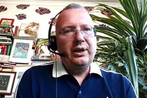 На этот раз на кону стоит не только профит в триллионы долларов