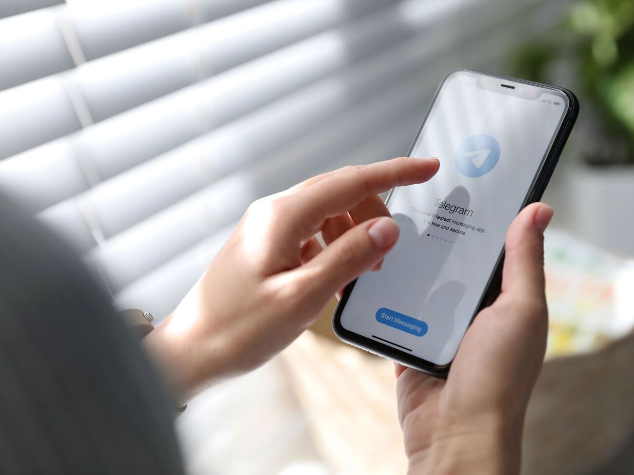 Російська влада вимагає, щоб у Telegram-канали додавали спеціального бота