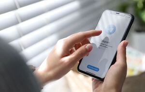 Російська влада вимагає, щоб у Telegram-канали додавали спеціального бота