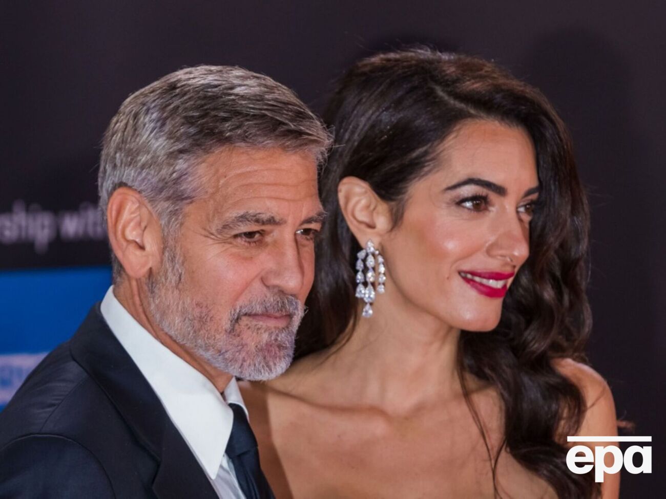 Дружина голлівудської зірки жодного разу не з'явилася на публіці без ефектного образу