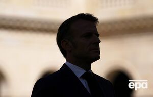 Во Франции на фоне кризиса требуют отставки Макрона