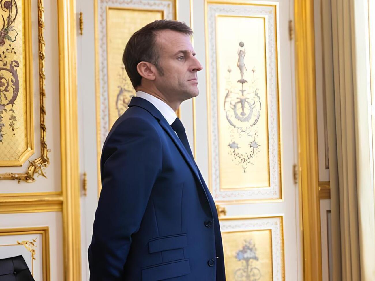 Еммануель Макрон втретє уникнув процедури імпічменту