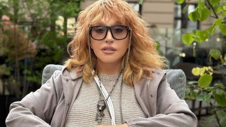 В начале июня Орбакайте рассказала, что Пугачева живет в Лимассоле