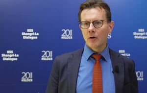 РФ неминуче піде на ескалацію в Україні та Європі, вважає Гулд-Девіс