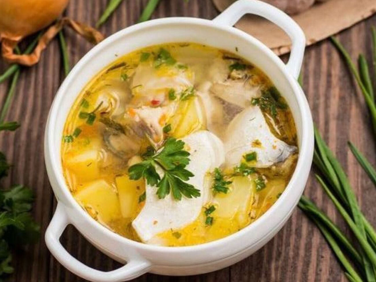 Для рибного супу підійде будь-яке рибне філе