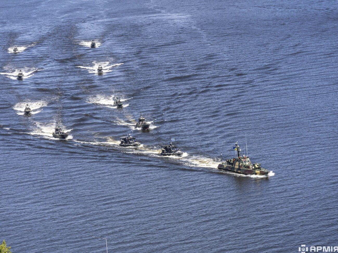 Документ предусматривает направление украинских боевых судов в Великобританию и Турцию