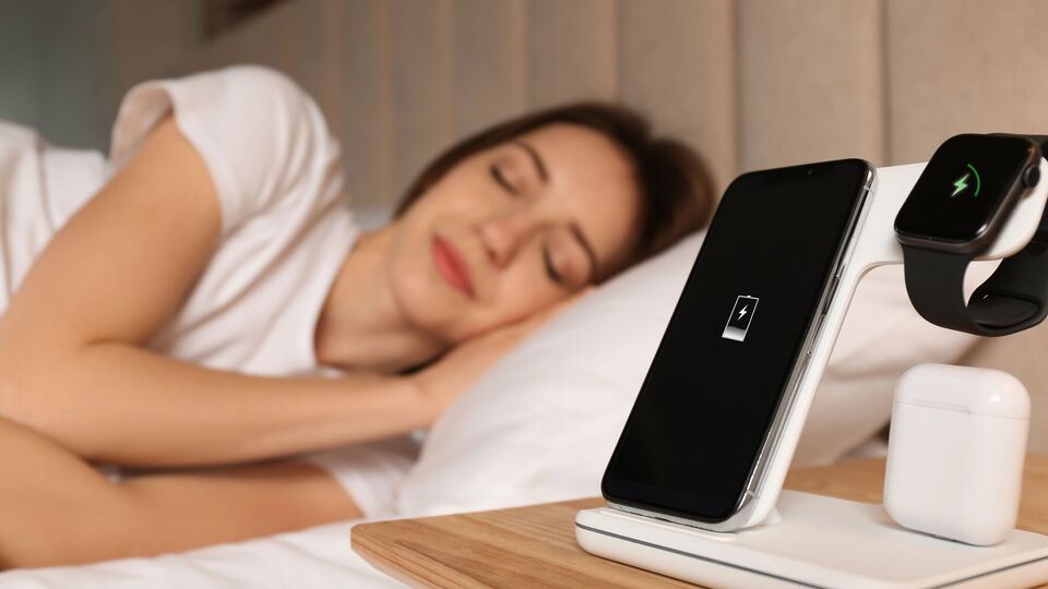 Не стоит смотреть гаджеты перед сном