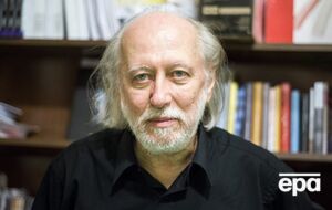 Краснагоркаї зазначив, що читання книг "дає нам більше сил, щоб пережити ці складні часи на Землі"