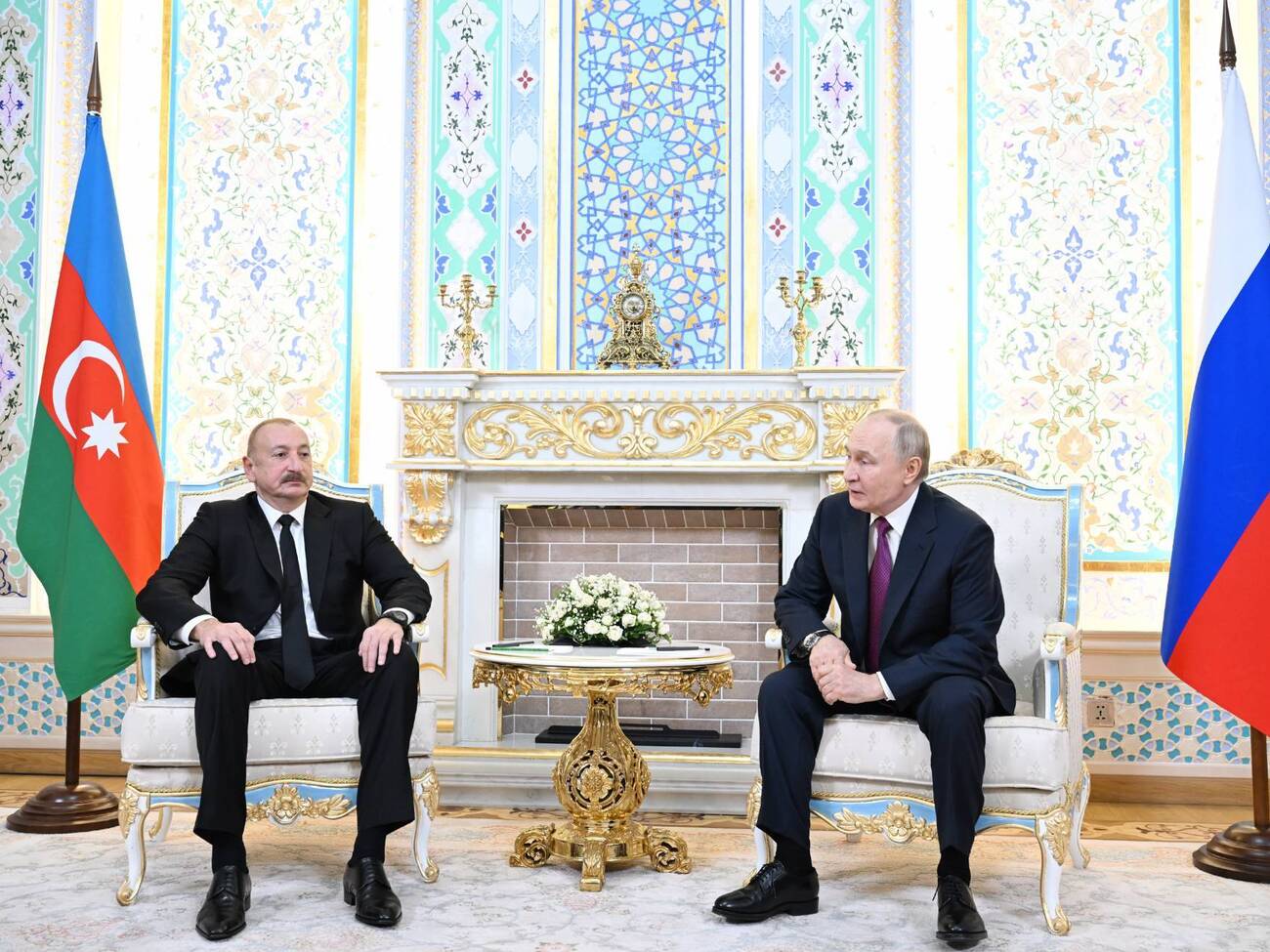 Алієв і Путін провели переговори в Душанбе