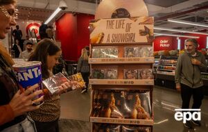 Премьера альбома The Life of a Showgirl состоялась 3 октября