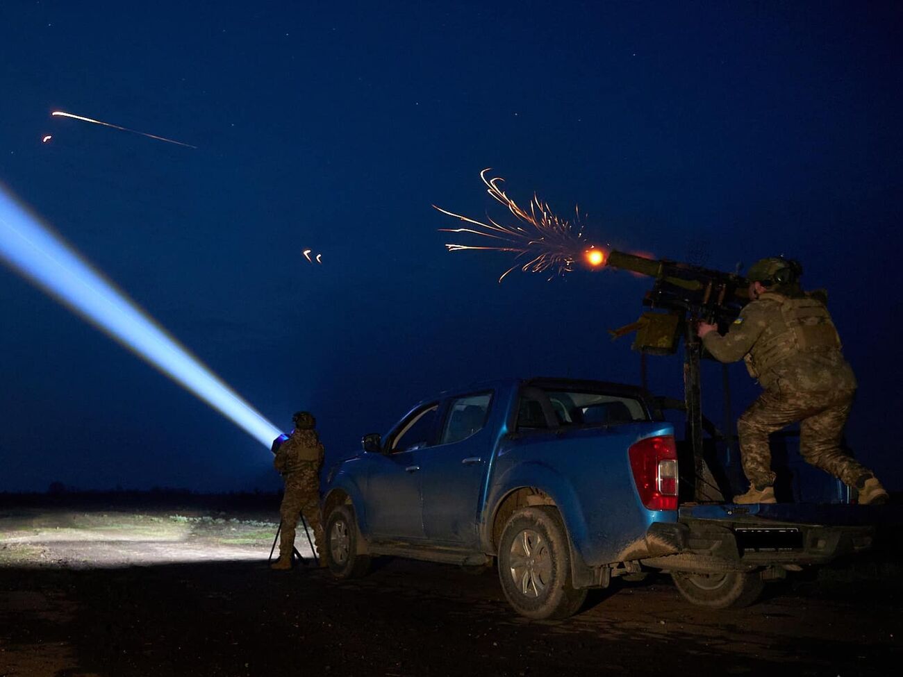 Россия массированно атакует украинскую столицу ударными дронами