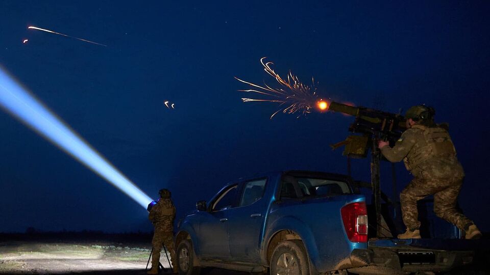 Россия массированно атакует украинскую столицу ударными дронами