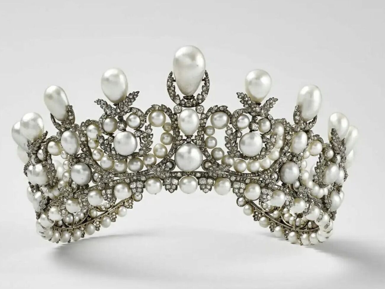 Из Лувра украли, среди прочего, украшения императрицы Евгении – жены Наполеона III